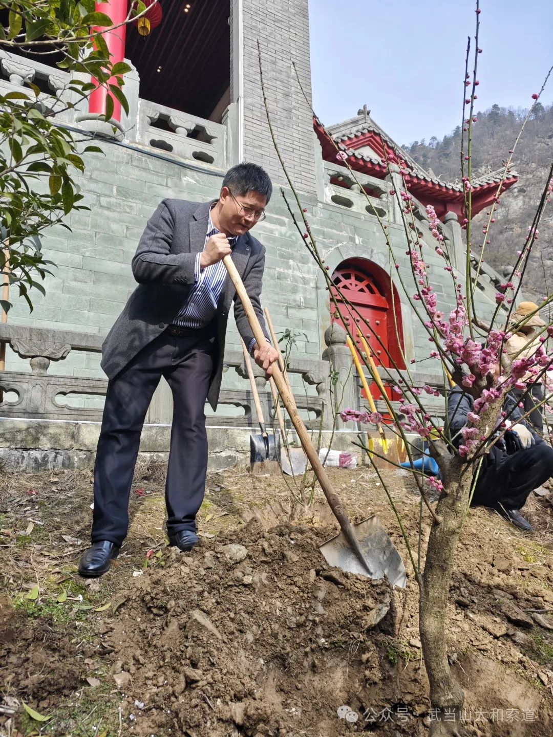 GⰻȻδ  䮔ɽֲ̫九؄e